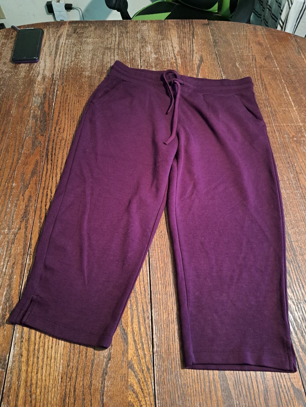 32 Cool Burgundy Wine Knit Capri Lounge Pants Large Elastic Drawstring Pockets